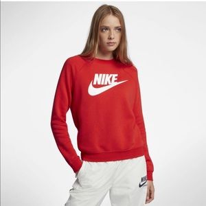 Nike Rally Logo Fleece Sweatshirt